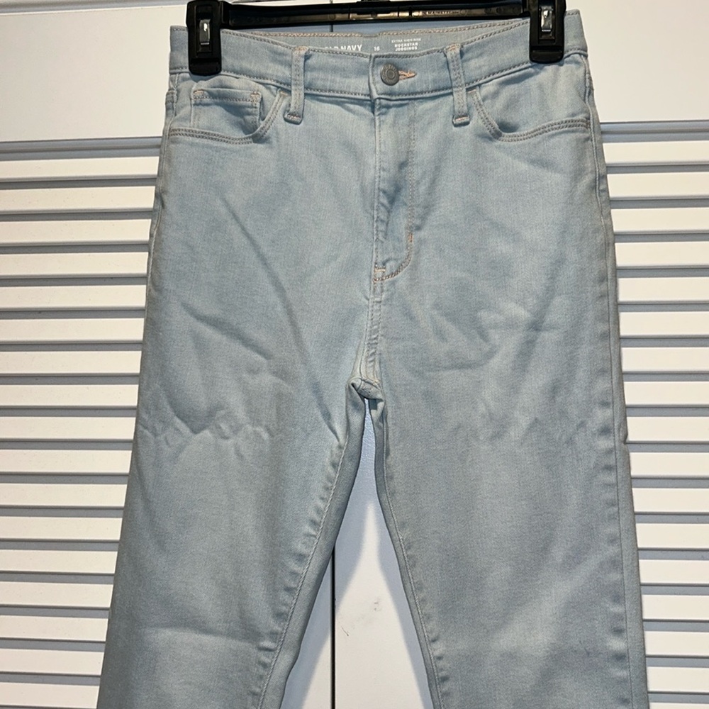 Old Navy Extra High-Rise Rockstar Jeggings